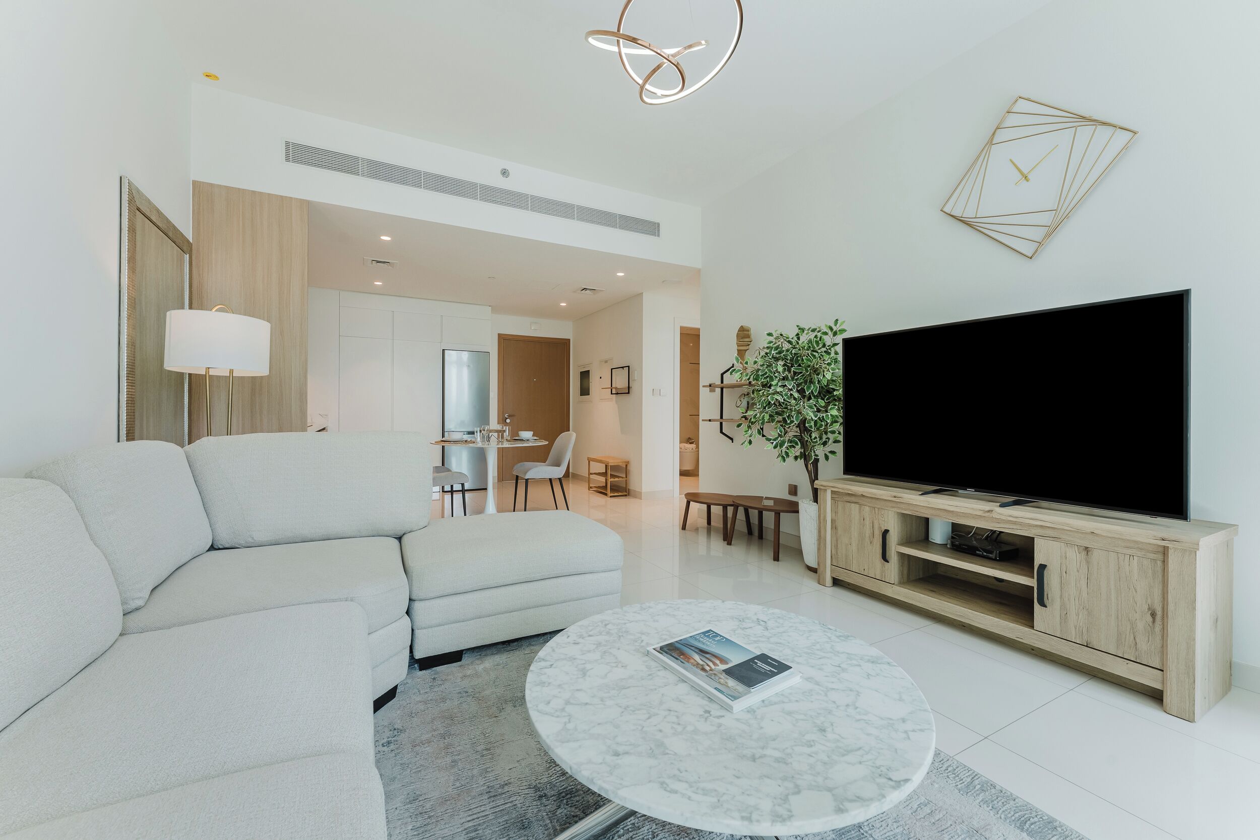 Exclusive Apartment, Non Smoking, Sea View | Living room | 40-inch Smart TV with digital channels