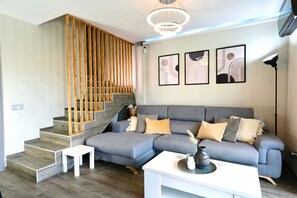 TV - Casa Lozano Golf and Beach (Caleta de Vélez)