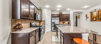 Cypress Landing Subdivision - Private Room in a Shared Home