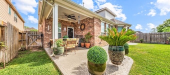 Cypress Landing Subdivision - Private Room in a Shared Home