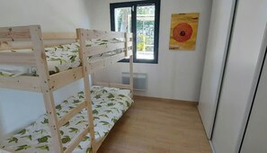 3 bedrooms, Internet, bed sheets - Vacation home in Apt (Apt)