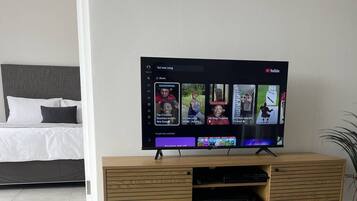 Apartment, 1 Bedroom, Balcony | Room amenity