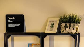 Comfort Apartment, Private Bathroom, City View | Interior