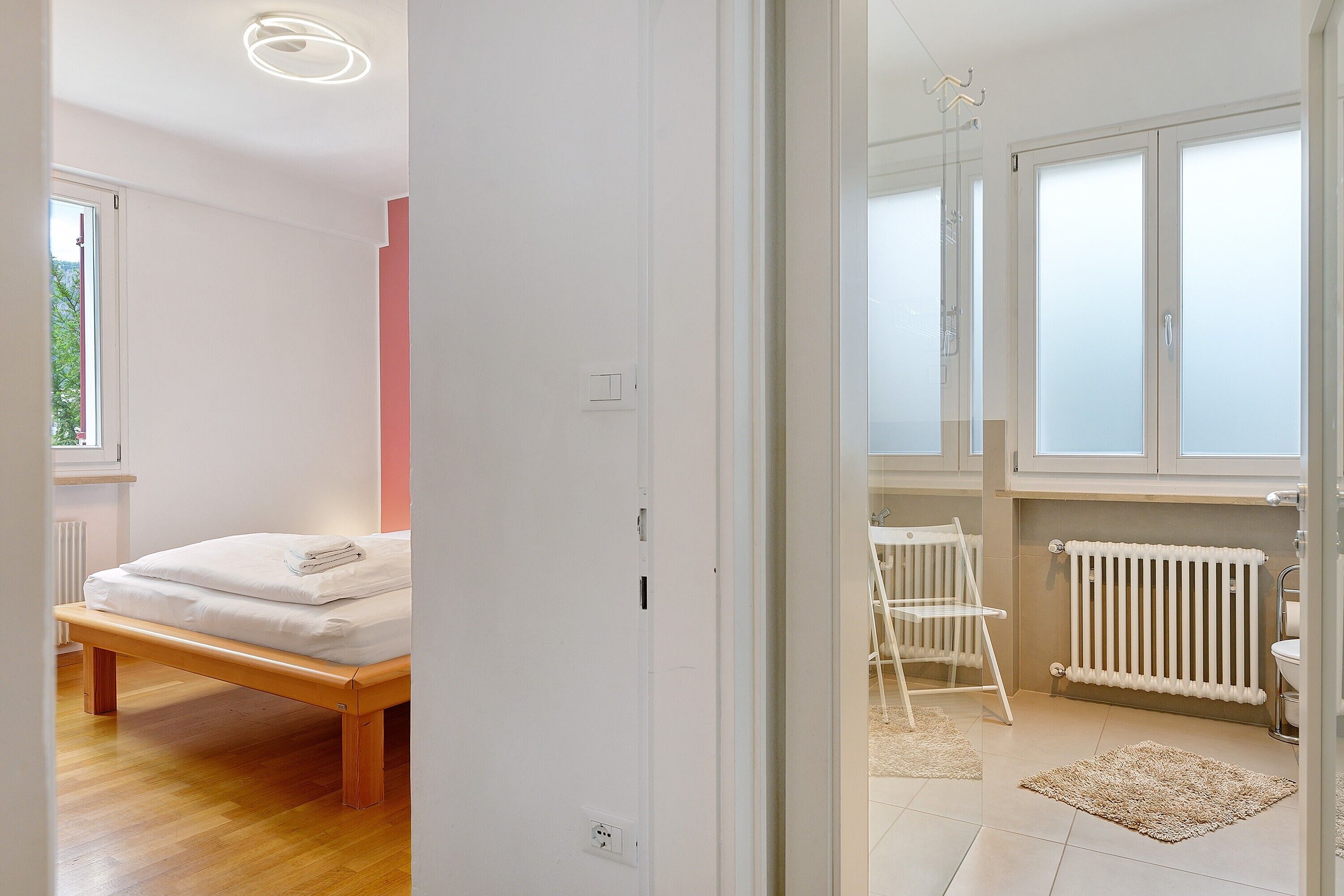 3 bedrooms, bed sheets
