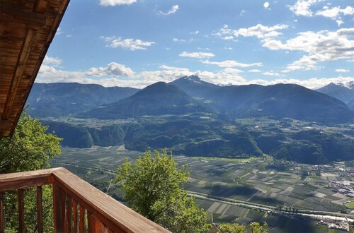 Holiday Home 'Kohlstatt Hof Ferienhaus' with Mountain View, Private Terrace & Wi-Fi