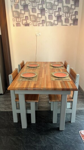 Dining - Modern 2 Bedroom with AC Pereybere Near Beach (Grand Baie)