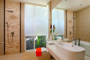 Hair dryer - 4BR Pool Villa near Naiharn Garden View CapitalPro (Rawai)