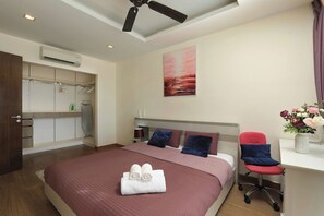 3 bedrooms, iron/ironing board, WiFi, bed sheets - Laguna Park | Bangtao Beach | 3-bedroom Townhouse (Bangtao)