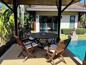 Outdoor dining - 3BR Pool Villa Kokyang Rawai | Capital Pro (Rawai)