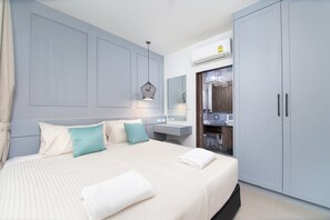 2 bedrooms, WiFi - 2BR Apartment 5 min to Surin Beach | CapitalPro (Tambon Choeng Thale)