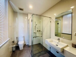 Bathroom - Laguna Park-2 | Bangtao Beach | 3-bedroom Pool Villa (Tambon Choeng Thale)