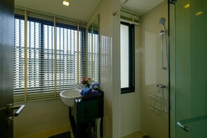 Sèche-cheveux, bidet