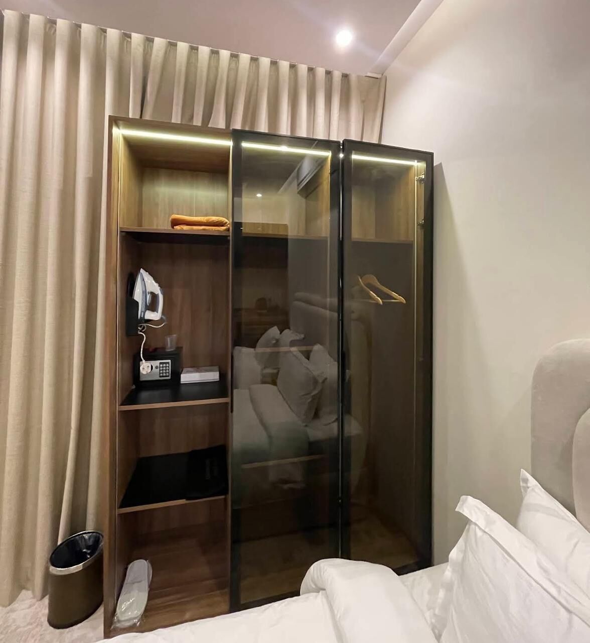In-room safe, free WiFi