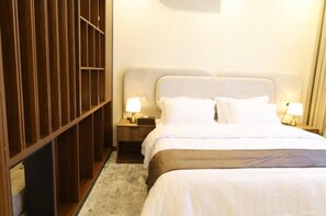 Superior Suite, 1 King Bed