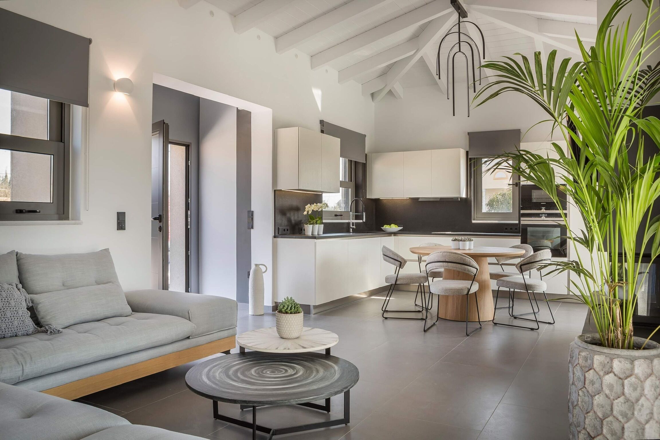 Avgi Luxury Villa | Living area
