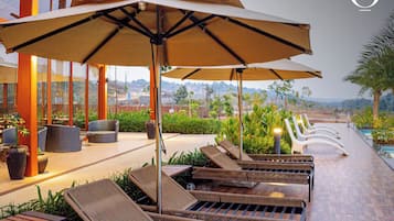 Piscina externa