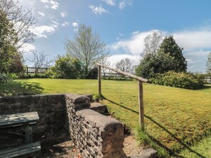Property grounds - The Cowshed (Bristol)