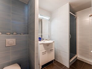 Bathroom - Charming apartment, near beach, parking - 6 guests (Arcachon)