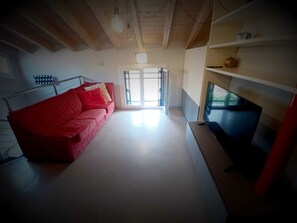 Living area - Attic Boutique May (Bergamo)