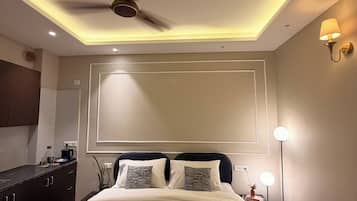 Superior Studio, Balcony, City View