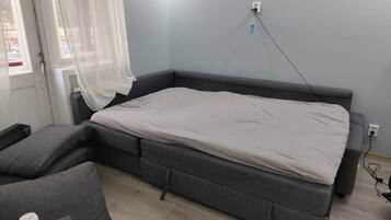 Apartment, 2 Bedrooms, Balcony