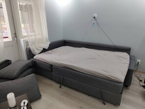 Appartement, 2 slaapkamers, balkon | 3 slaapkamers