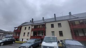 Apartment, 2 Bedrooms, Balcony | Exterior