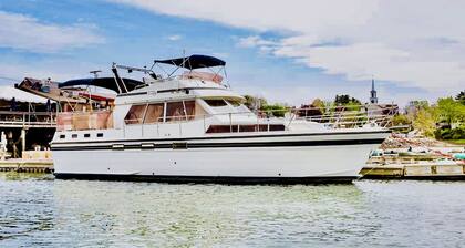 Experience the Magic of Sleeping Your Own Private Yacht in Damariscotta, Maine