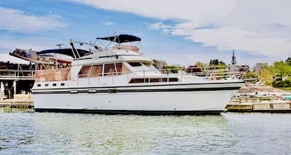 Experience the Magic of Sleeping Your Own Private Yacht in Damariscotta, Maine