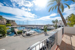 Marina - Studio Apartment 'Cortijillo 503' with Wi-Fi and Air Conditioning (La Herradura)