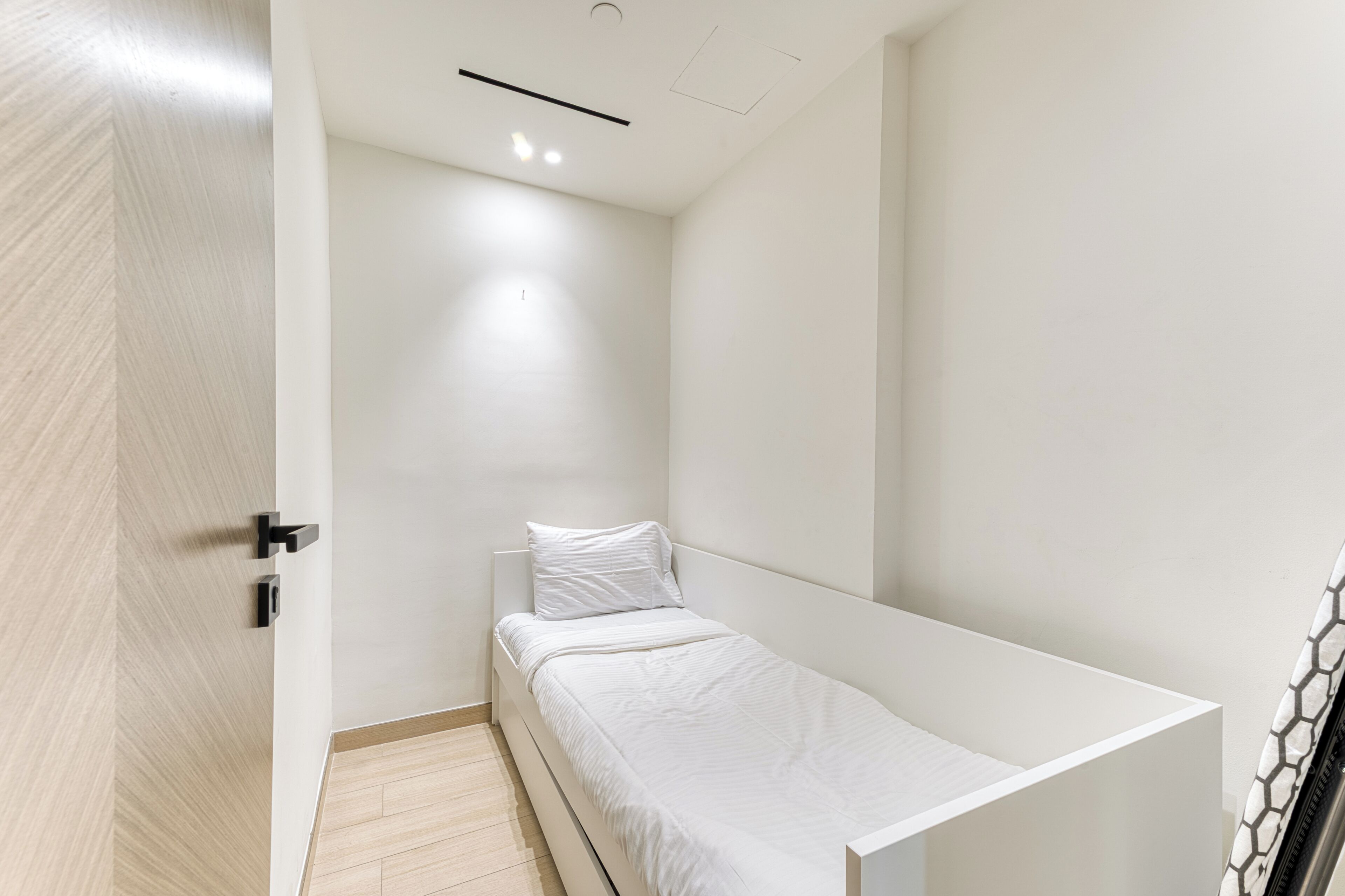 เอ็กซ์คลูซีฟอพาร์ทเมนท์, ปลอดบุหรี่, วิวเมือง