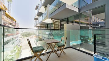 Exclusive Apartment, Non Smoking, City View | Outdoor dining