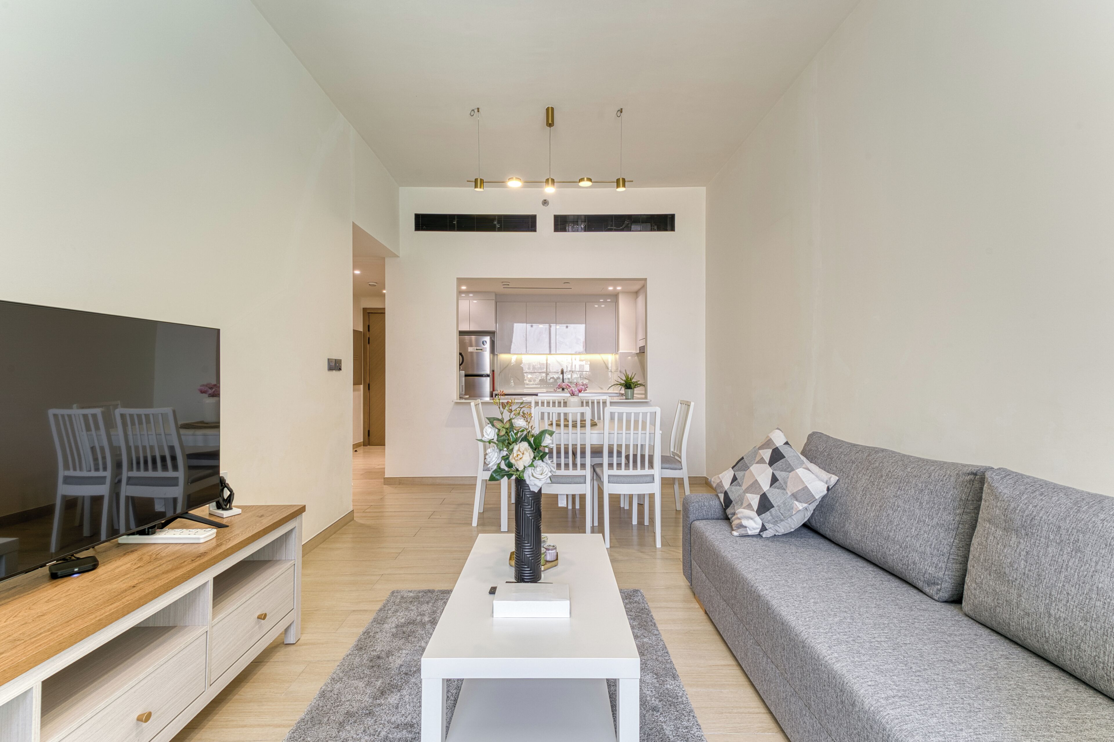 เอ็กซ์คลูซีฟอพาร์ทเมนท์, ปลอดบุหรี่, วิวเมือง | บริเวณนั่งเล่น