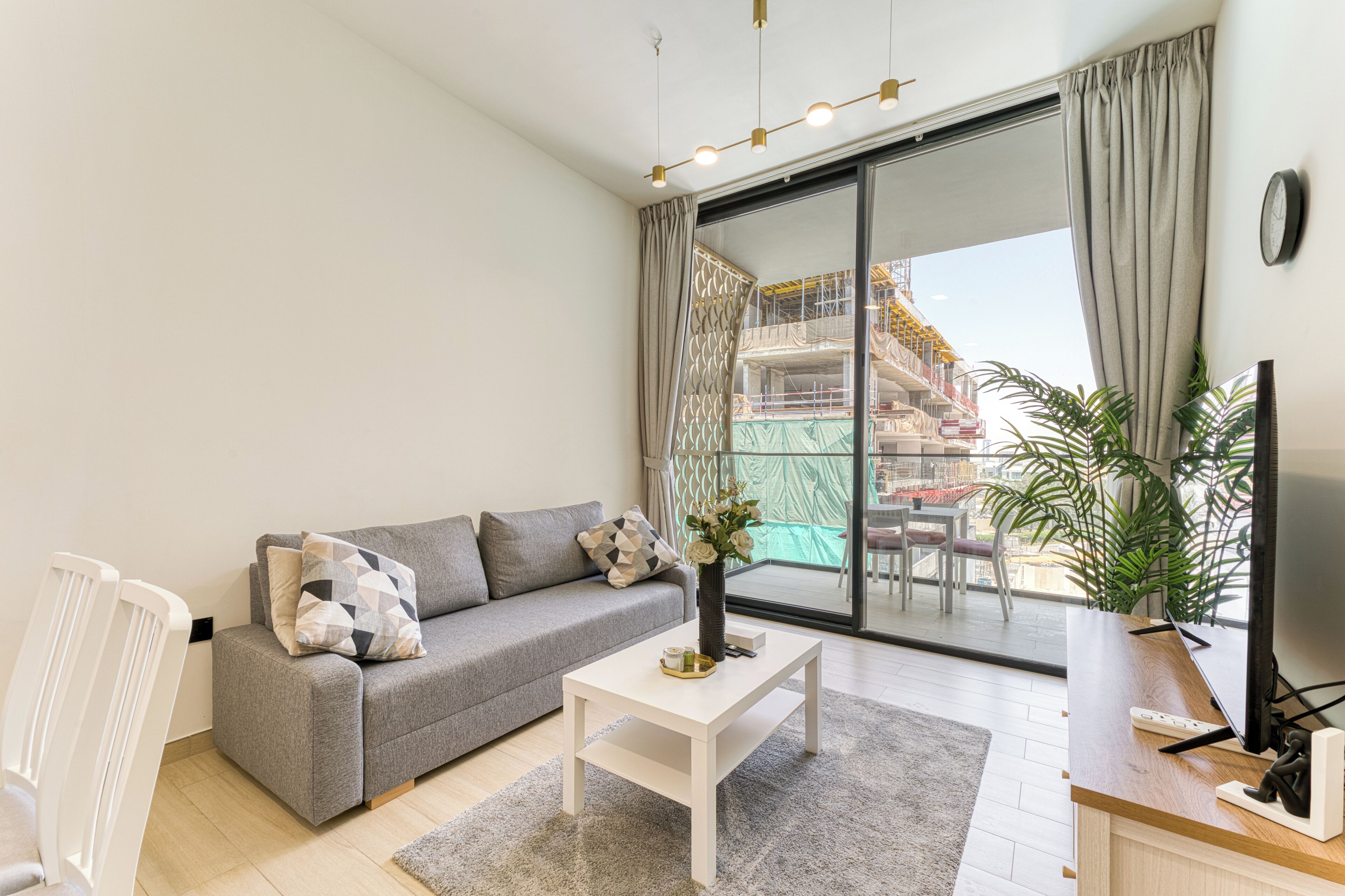 Exclusive Apartment, Non Smoking, Pool View | Living area | 40-inch Smart TV with digital channels