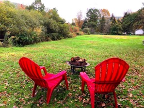 Property grounds - Simple Cabin Camping for Families in the Catskills of Upstate New York (Big Indian)