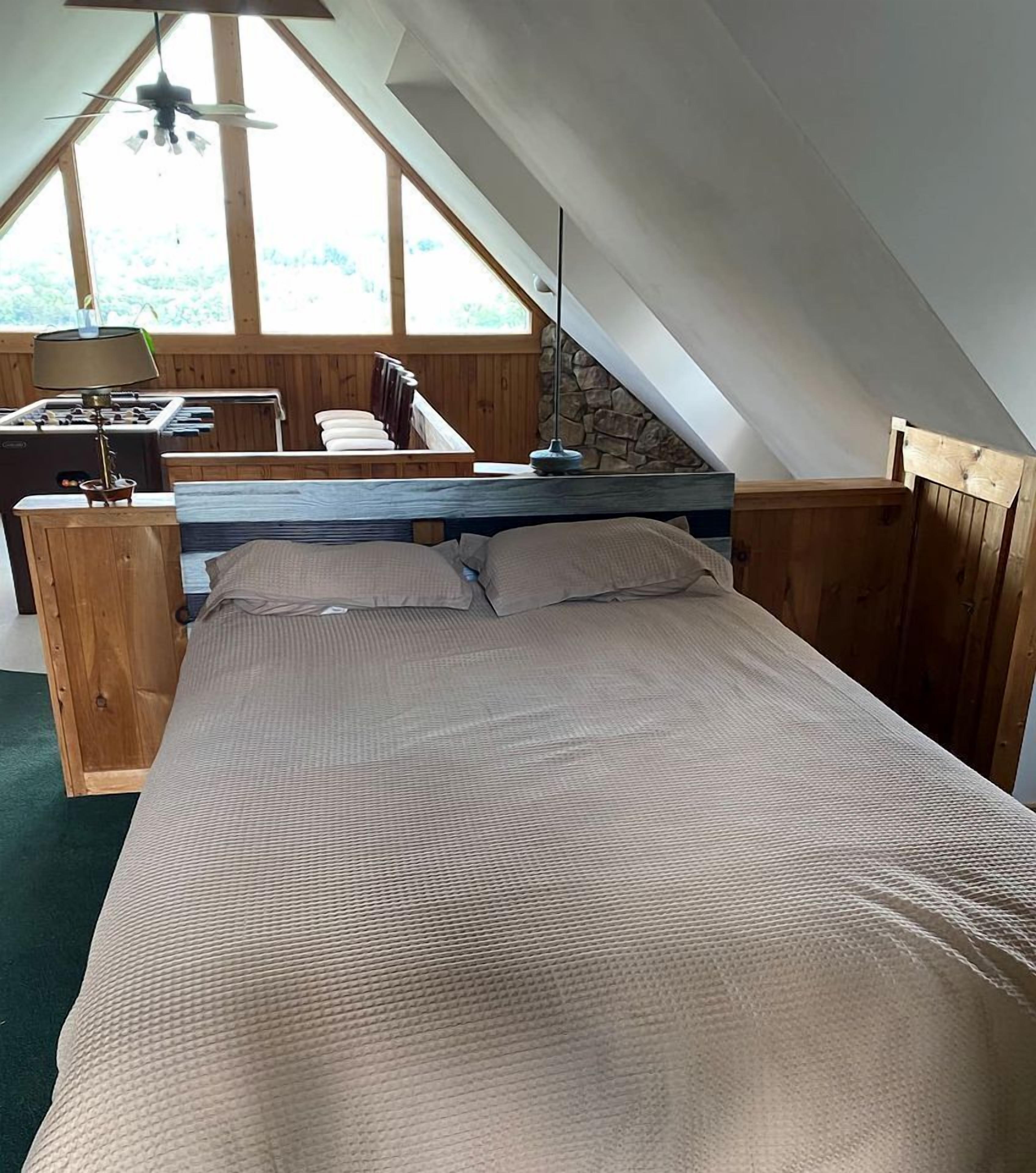4 chambres, fer et planche à repasser, Wi-Fi, draps fournis