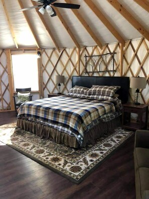 1 habitación y ropa de cama 