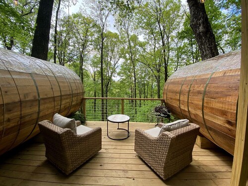 Canopy Treehouse - Glamp Design with Amazing Views, Wildwood, GA