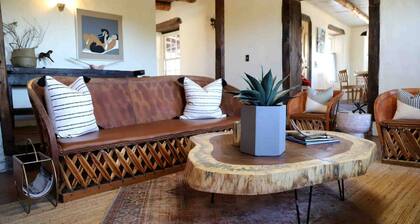 Casita Mistica a Southwest Adobe Cottage, Nogal, NM