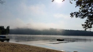 Beach - Lovely Lakeside Cabin Rental near Pharaoh Lake Wilderness Area in New York (Horicon)