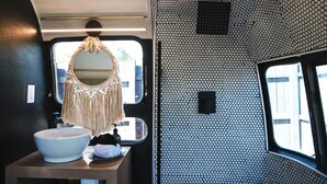 Towels, soap, shampoo, toilet paper - New Mexico Airstream Rental for a Mystical Ranch Getaway (Nogal)
