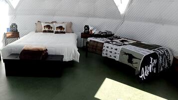 1 habitación y ropa de cama
