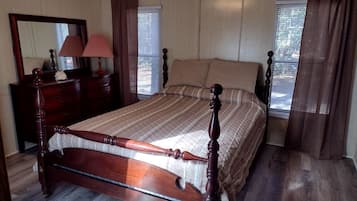3 bedrooms, bed sheets