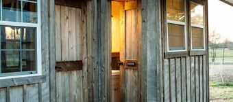 Rustic Tiny House Rental for Weekend Getaways from Dallas