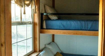 Rustic Tiny House Rental for Weekend Getaways from Dallas