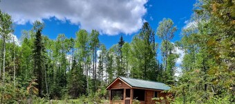 Cozy Tiny Cabin - Off-Grid Experience with Sled Dogs Year 'round in Minnesota