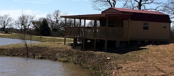 Rustic Cabin Rental with a Fishing Pond in Allen, Oklahoma