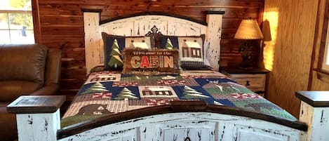 1 bedroom, in-room safe, WiFi, bed sheets