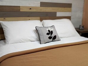 1 chambre, fer et planche Ă repasser, Wi-Fi, draps fournis