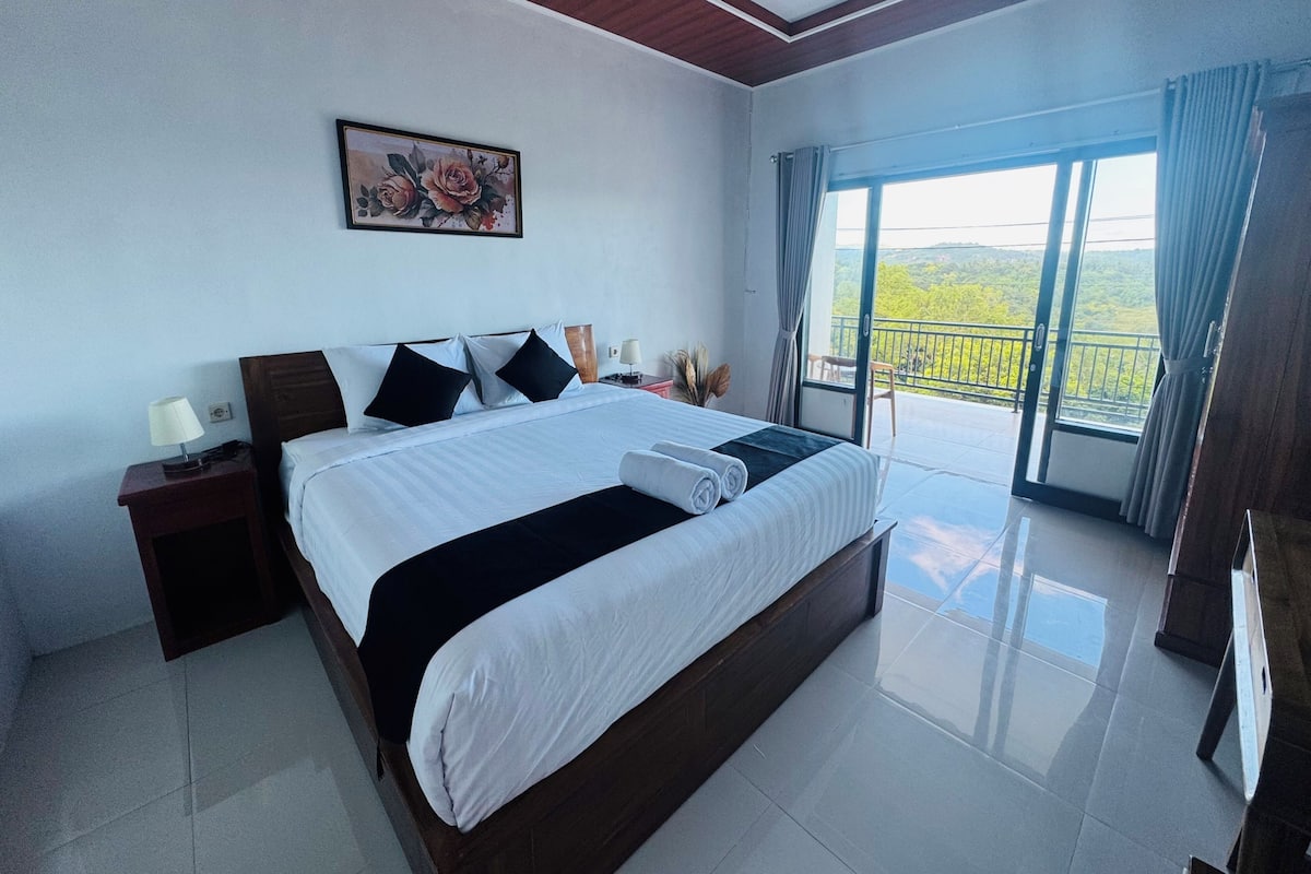 Standard Double Room, Balcony, Mountain View